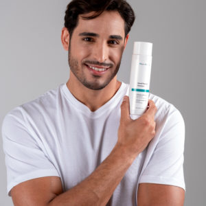 Evita la caída del cabello masculina